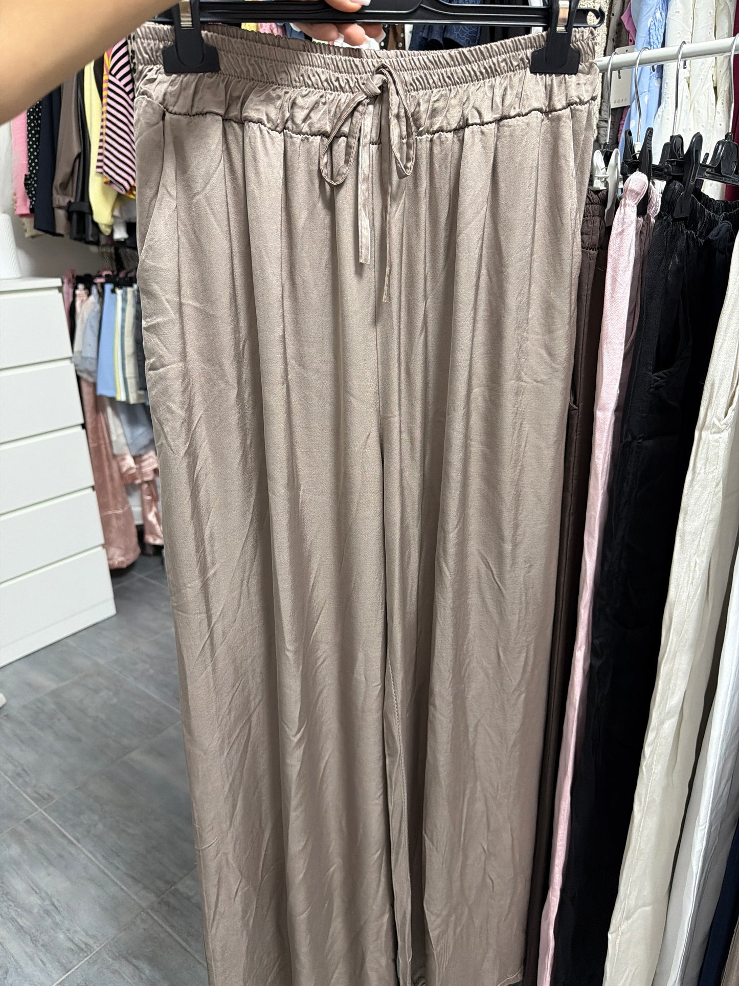 Pantalone confy raso (vari colori)