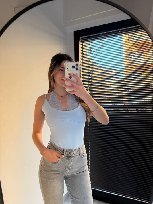 Body con scollo in pizzo “zendaya” (vari colori)