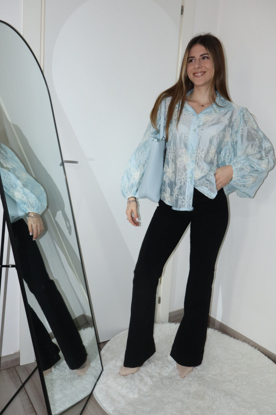 Camicia velata con fiori “serenity” (vari colori)