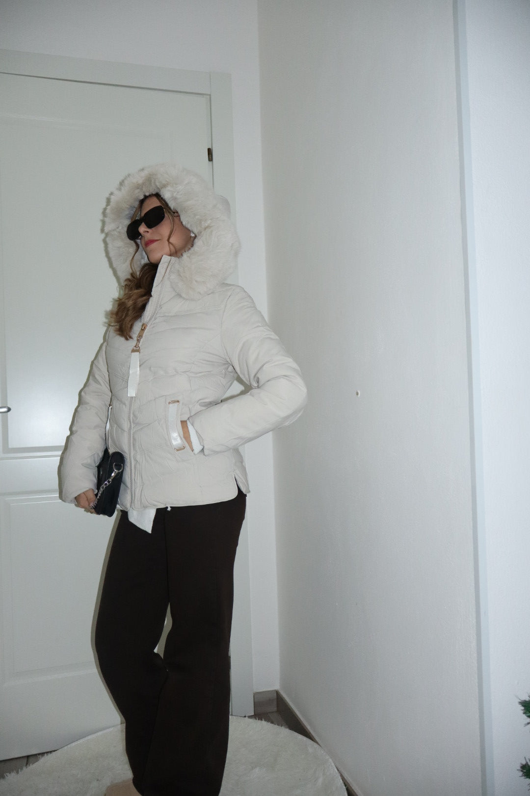 Cappotto “alaska glow” avorio chiaro con cappuccio (consiglio 1 taglia in più)
