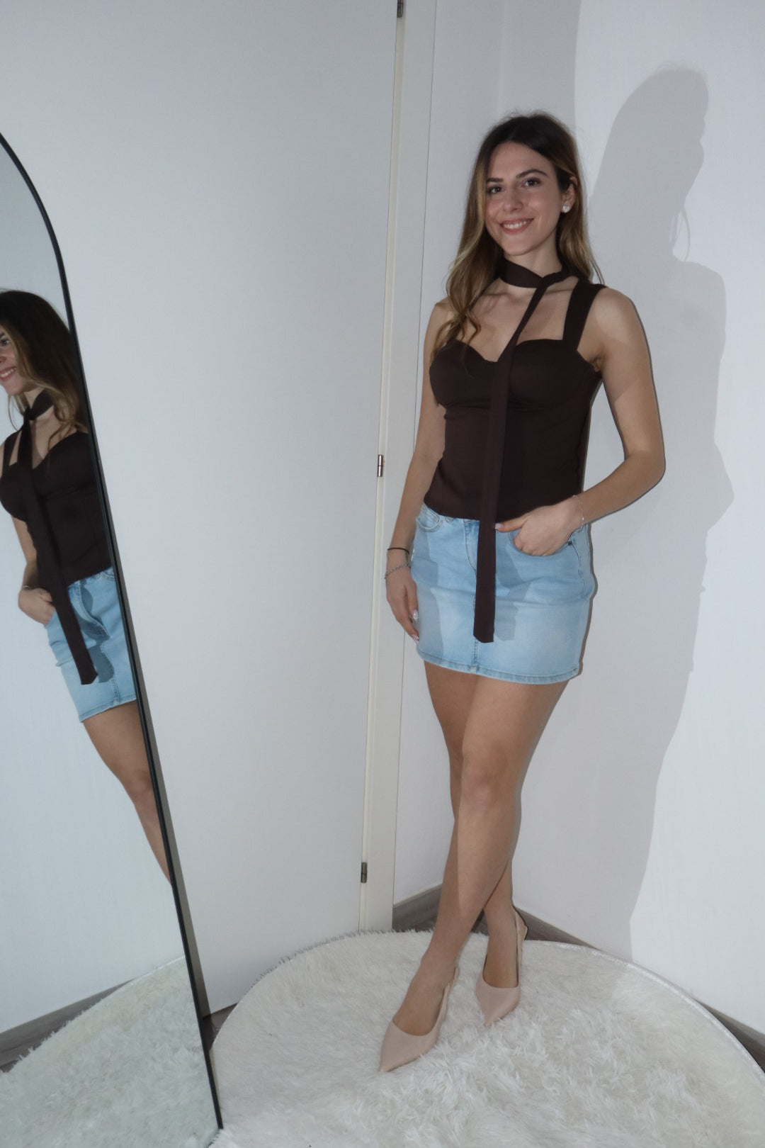 Top con coppe e cinturino “mimy” (vari colori)