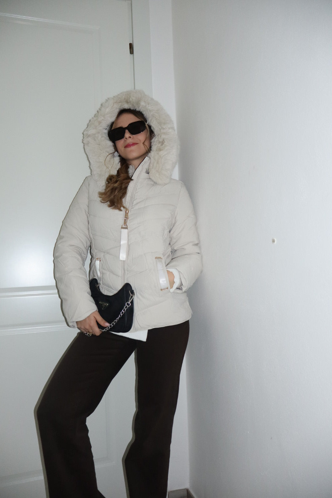 Cappotto “alaska glow” avorio chiaro con cappuccio (consiglio 1 taglia in più)