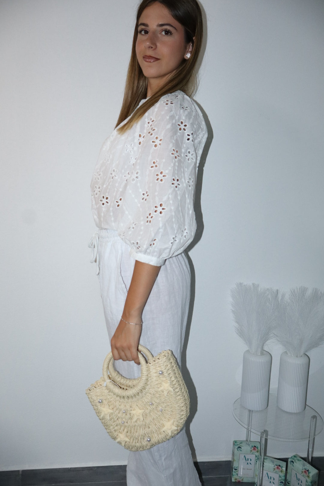 Camicia in sangallo “trendy”
