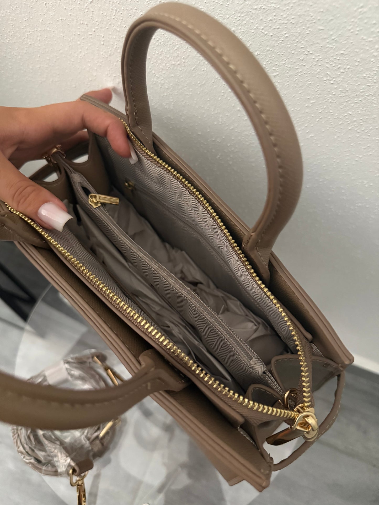 Borsa Margaret “media con tracolla”