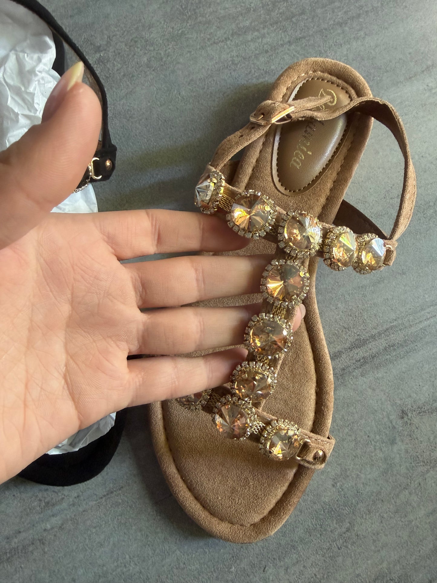 Sandali aperti con brillanti