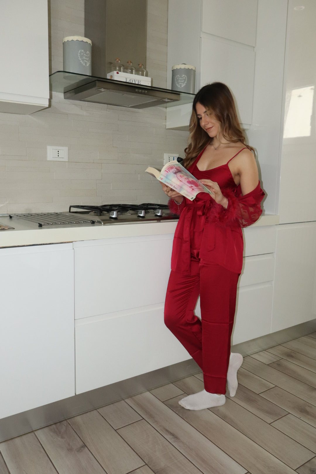 pigiama effetto seta con pizzo e piume 3pz (vari colori)