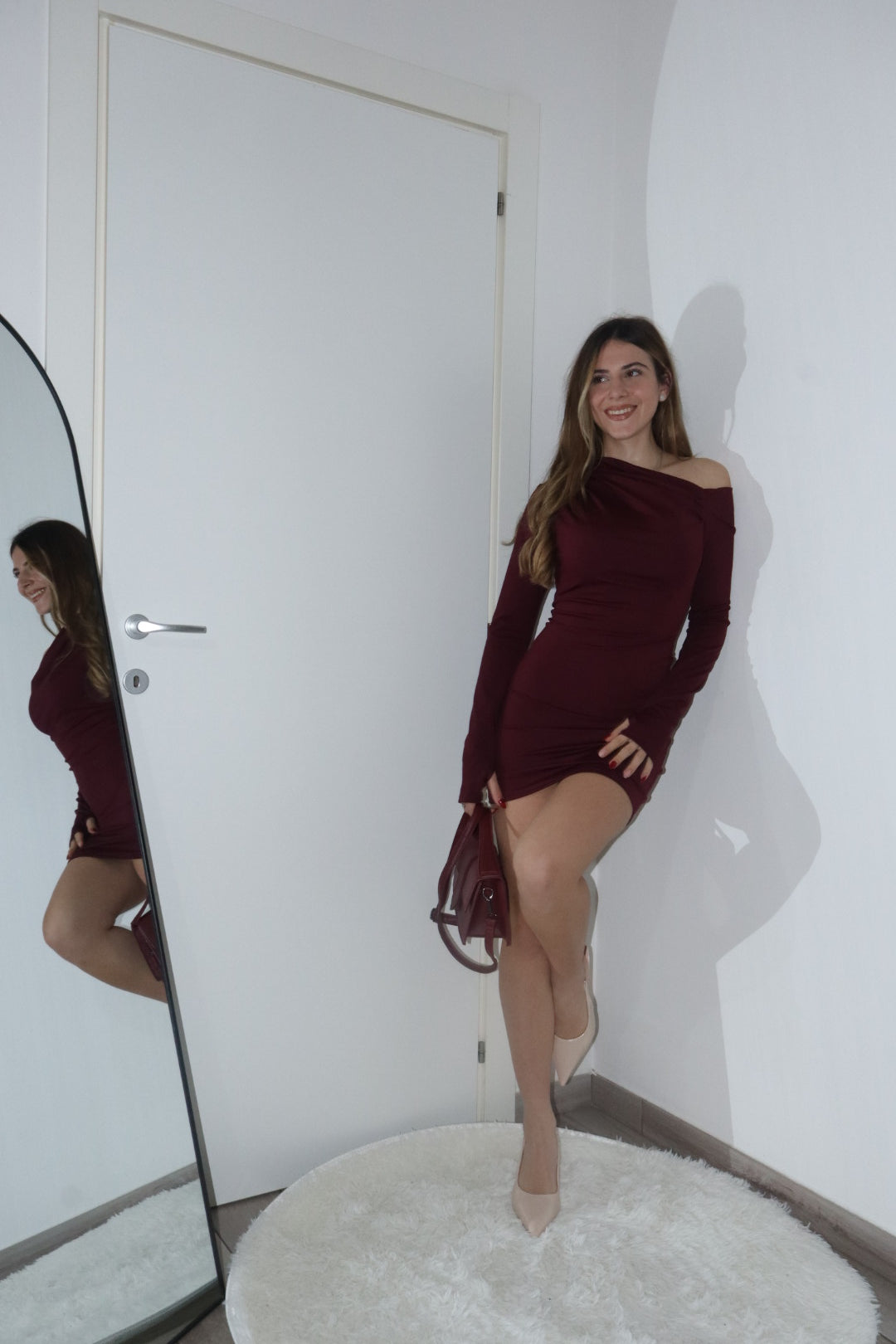 Mini dress kyle assimetrico manica lunga(vari colori)