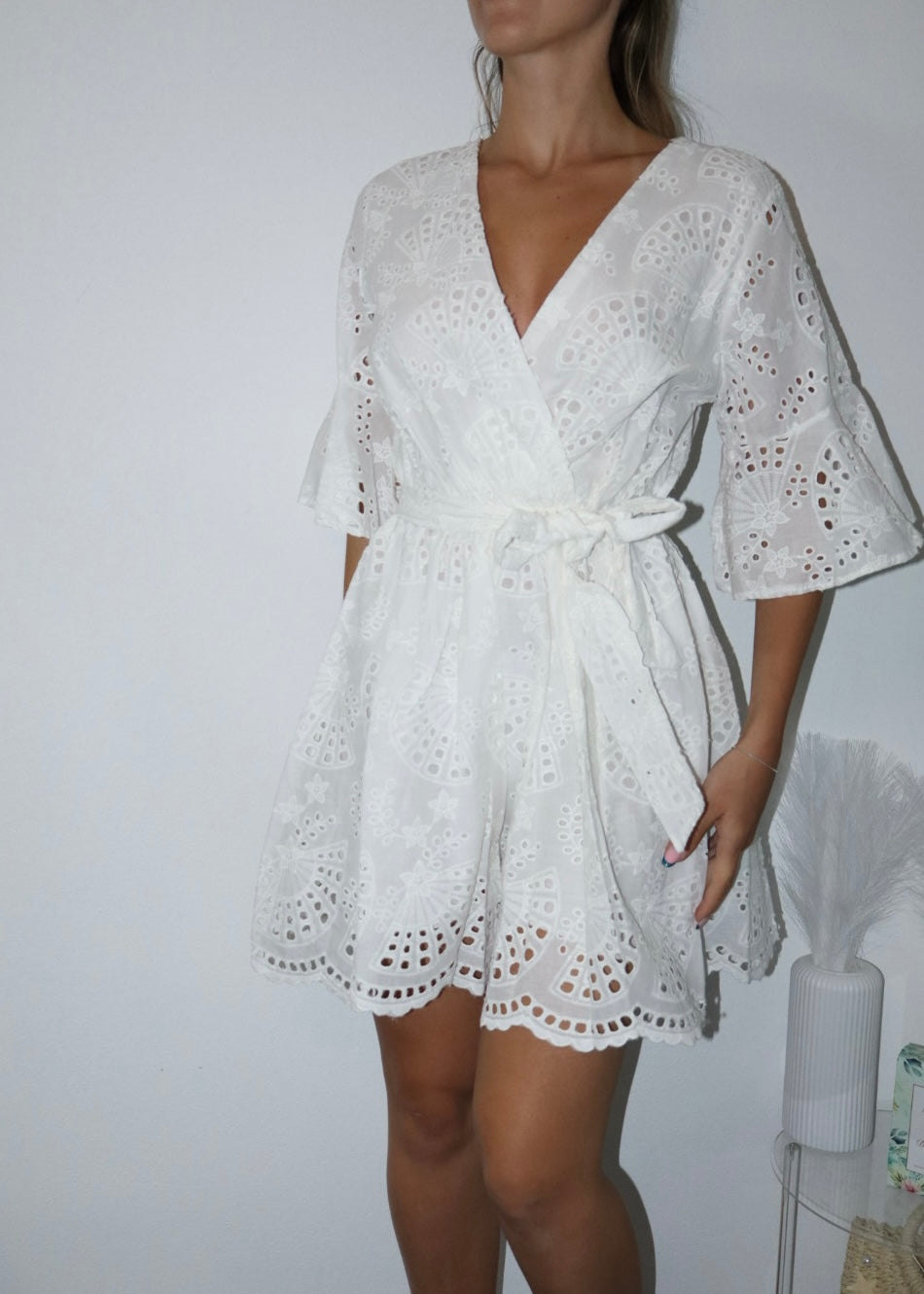 Mini dress a pantaloncino in sangallo”mony”