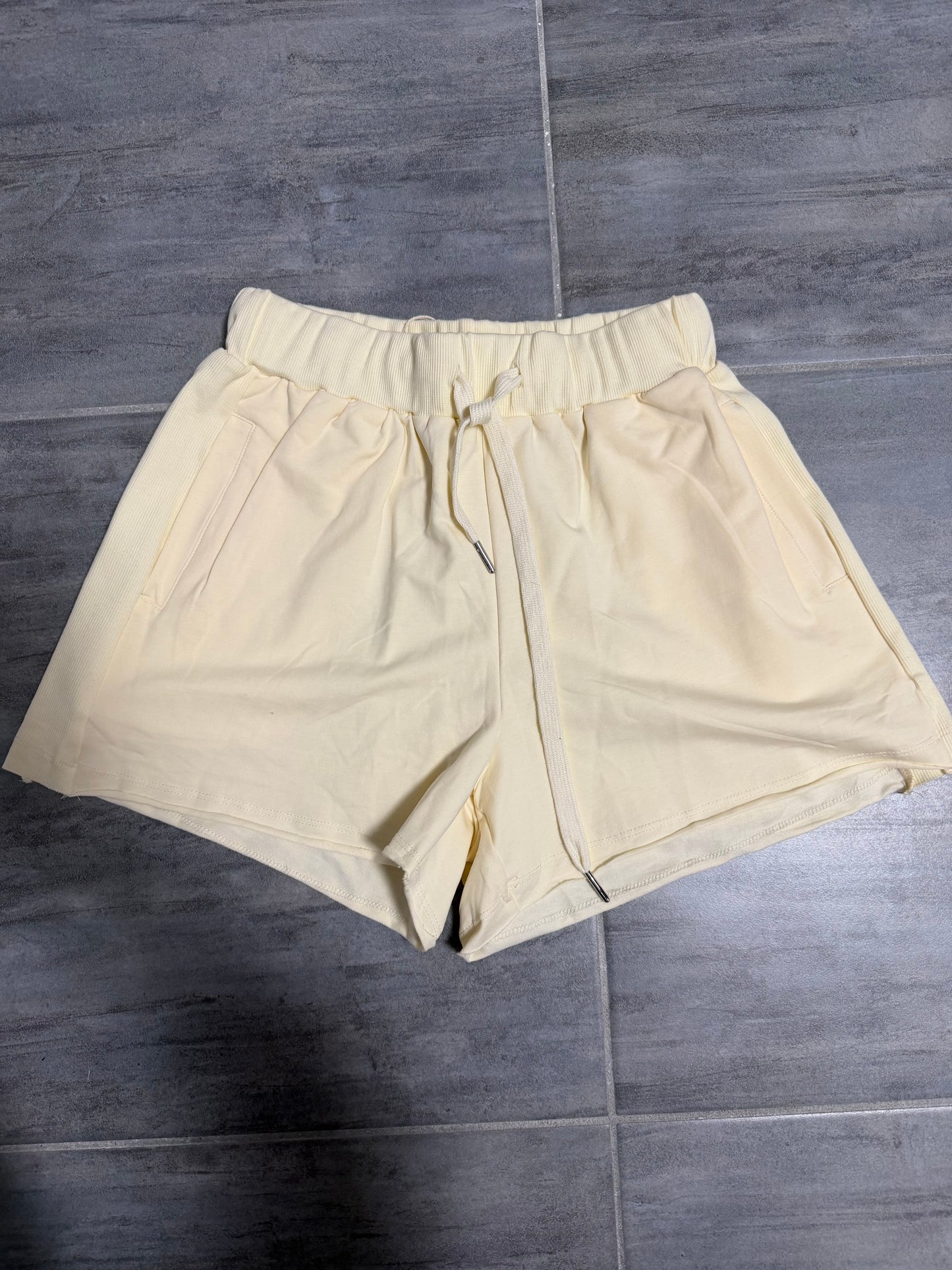 Pantaloncini in cotone (vari colori)