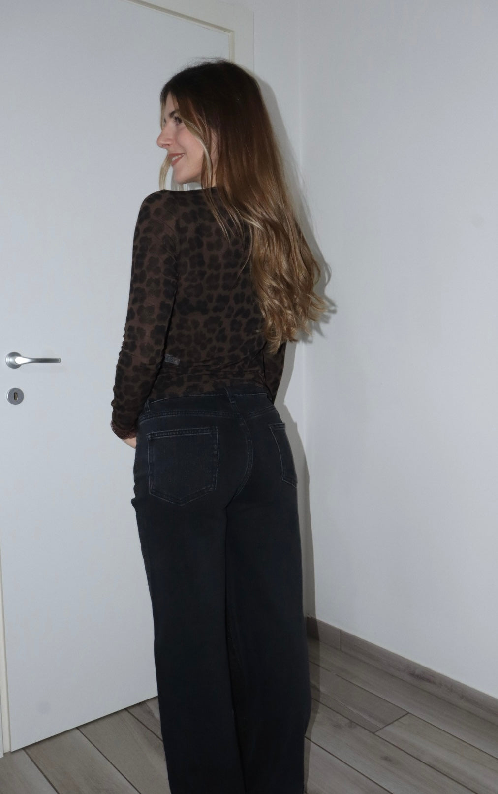 Jeans wide leg leopardato glitter (veste una tg.piu grande)