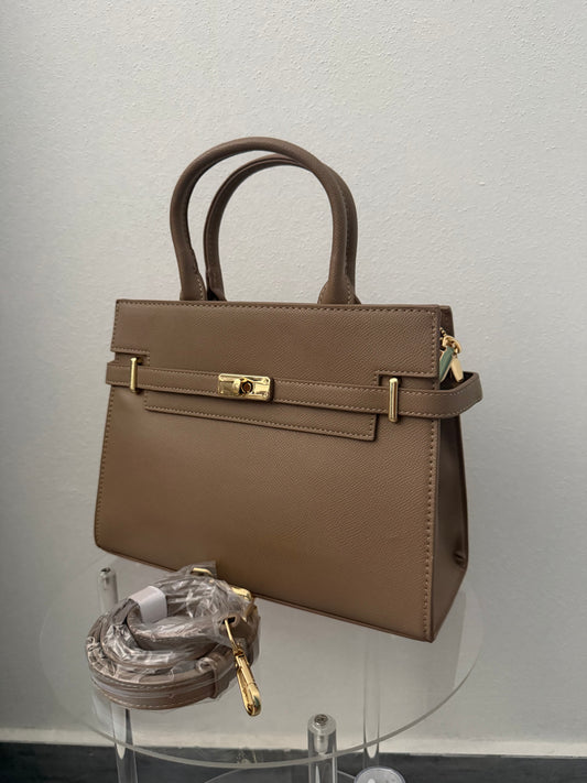 Borsa Margaret “media con tracolla”