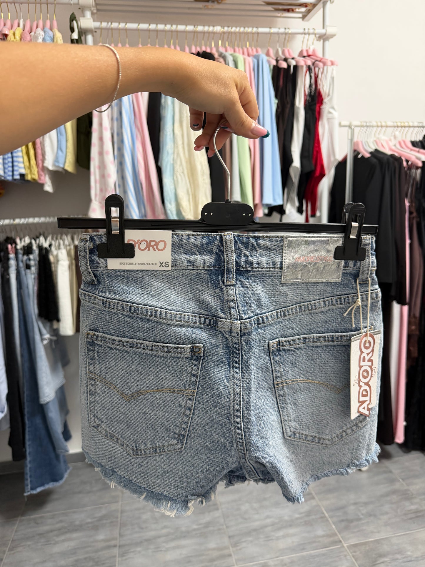 Pantaloncino denim modello “lev” (senza targhetta)